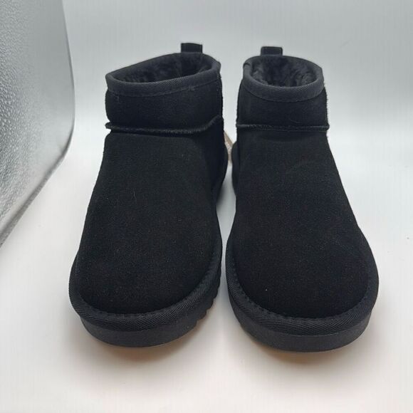 CUSHIONAIRE Women's COZY Genuine Suede Ankle Snow BootsโSIZE 8.5 BLACK - Picture 2 of 7